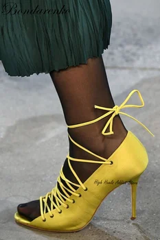 Дамски жълти сандали с отворени пръсти дантела Летни Кожени Розово-червени обувки на висок ток плюс размера на Дизайнерски вечерни обувки за подиум