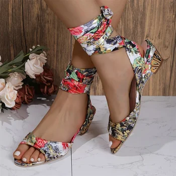 Римски сандали на високи токчета, дамски обувки дантела с произволно принтом, новост 2024 г., лятна рокля с отворени пръсти, плажни сандали Zapatillas