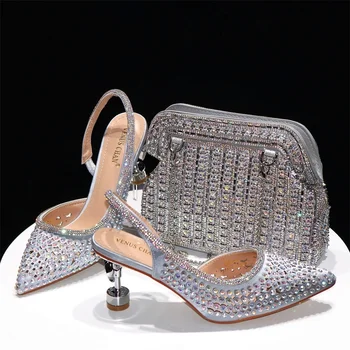 Показваме модни дамски обувки и чанта в тон, италиански вечерни обувки-лодки, италиански комплект обувки и чанта в тон, за партита! HRE1-26