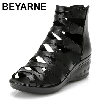 BEYARNE 2023 летните модни сандали от естествена кожа, мека подметка, удобни обувки на танкетке с отворени пръсти за мама сандали на равна подметка
