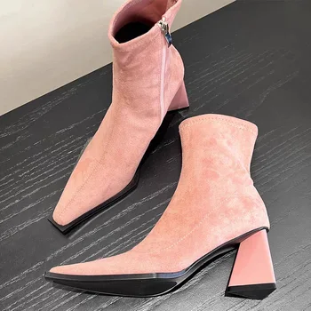 Розови ботильоны с остри пръсти на висок ток и мълния, дамски однотонная замшевая дамски обувки на дебелите обувки, Пролетно-есенни дамски обувки