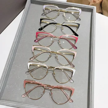 Многоцветни компютърни очила с дизайн на 