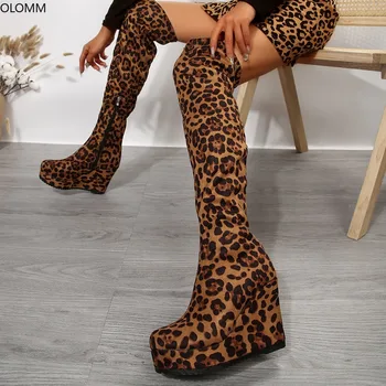 Леопардовые ботфорты над коляното смесени цветове, дамски обувки на платформа и висок ток, със страничен цип, новост 2023 година