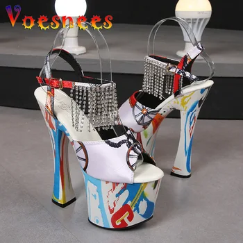 Модни сватбени сандали за младоженци с каишка и бял диамант шапки, дамски модели обувки на платформа от лачена кожа с шарени 17 см